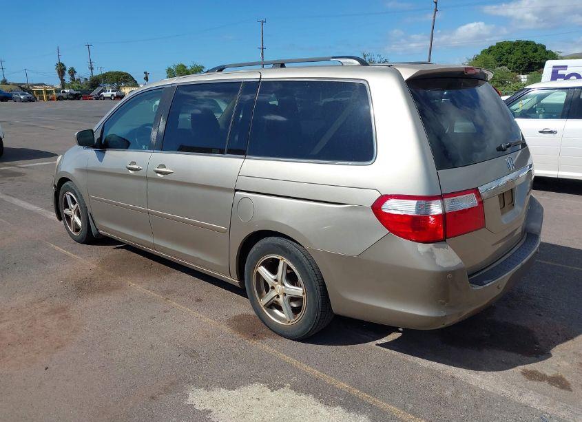 Photo 3 of 2005 Honda Odyssey TOURING (VIN 5FNRL38845B132584)