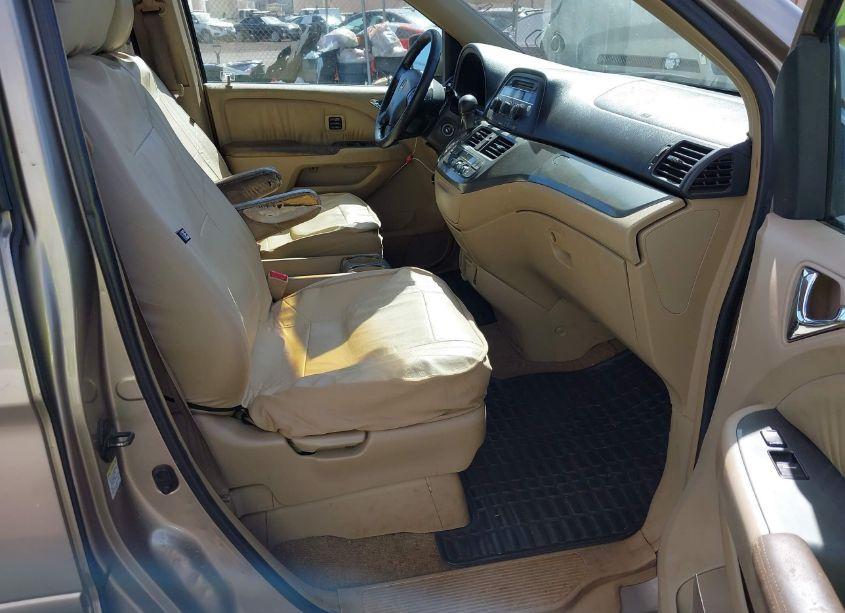 Photo 5 of 2005 Honda Odyssey TOURING (VIN 5FNRL38845B132584)