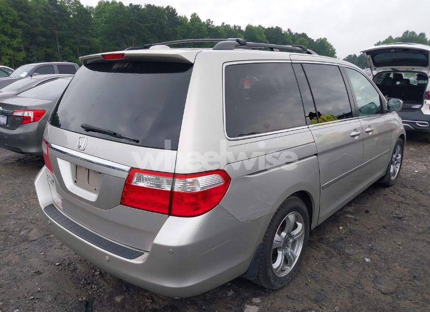 Photo 4 of 2006 Honda Odyssey TOURING (VIN 5FNRL38846B014391)