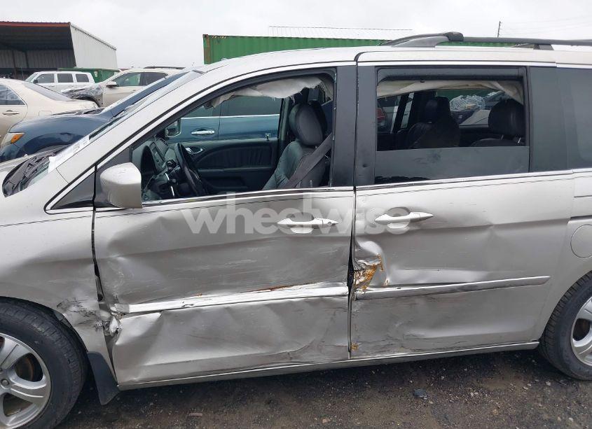 Photo 6 of 2006 Honda Odyssey TOURING (VIN 5FNRL38846B014391)