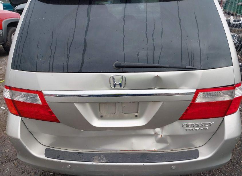 Photo 6 of 2005 Honda Odyssey TOURING (VIN 5FNRL38855B040321)