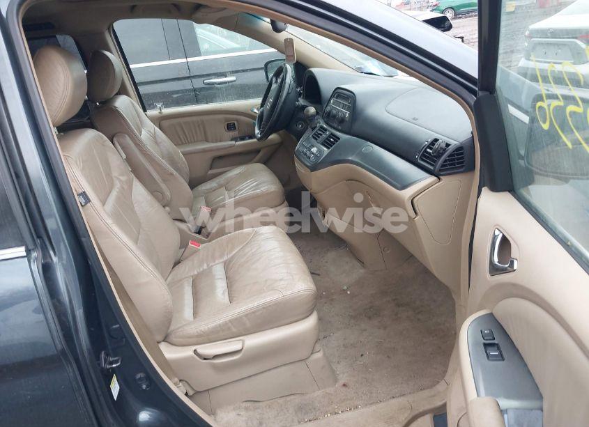 Photo 5 of 2005 Honda Odyssey TOURING (VIN 5FNRL38865B007294)