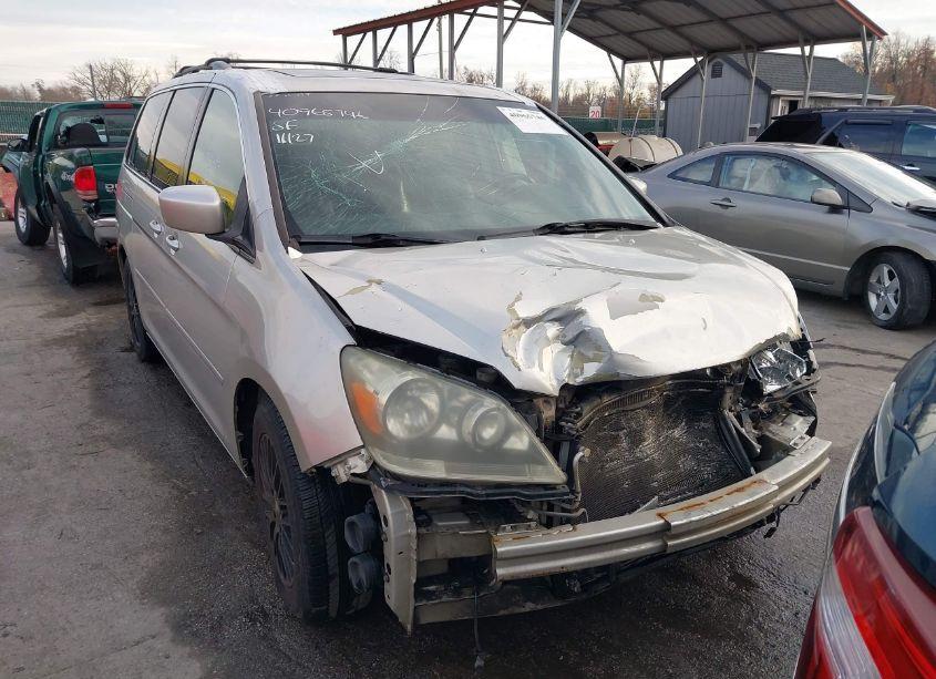 Photo 13 of 2005 Honda Odyssey TOURING (VIN 5FNRL38865B062800)