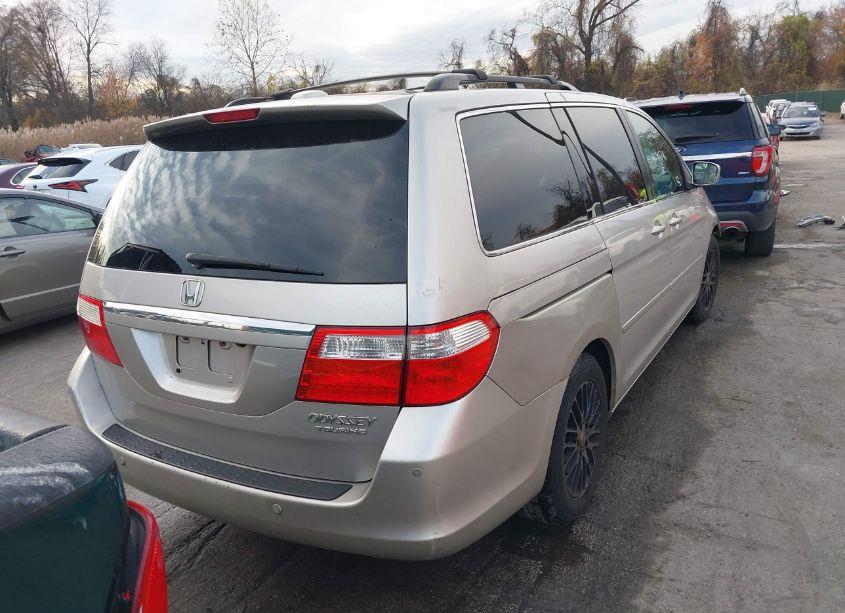 Photo 17 of 2005 Honda Odyssey TOURING (VIN 5FNRL38865B062800)