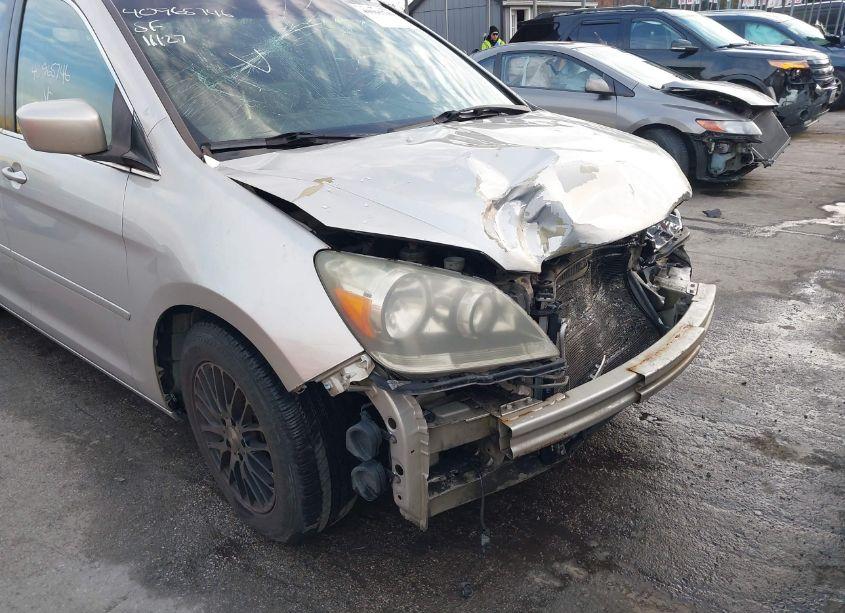 Photo 19 of 2005 Honda Odyssey TOURING (VIN 5FNRL38865B062800)