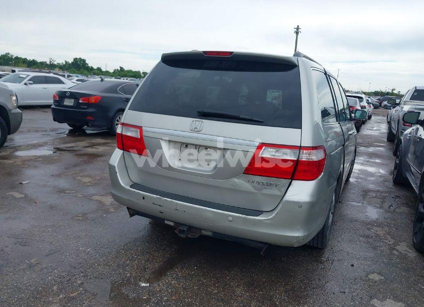 Photo 4 of 2005 Honda Odyssey TOURING (VIN 5FNRL38865B508783)