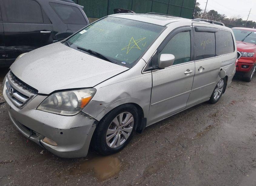 Photo 2 of 2006 Honda Odyssey TOURING (VIN 5FNRL38866B096110)