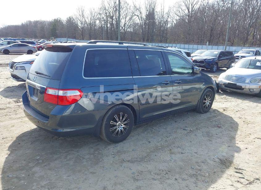 Photo 4 of 2006 Honda Odyssey TOURING (VIN 5FNRL38866B114489)