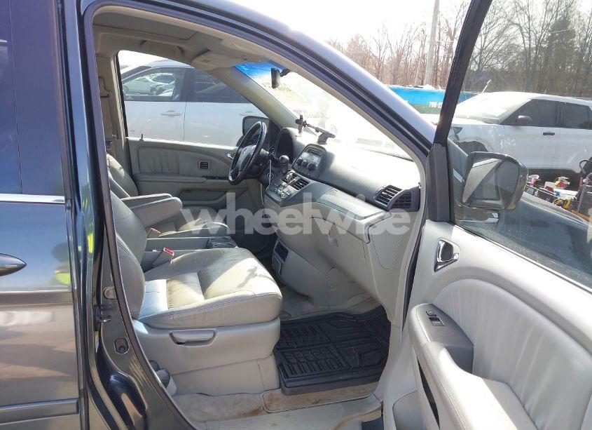 Photo 5 of 2006 Honda Odyssey TOURING (VIN 5FNRL38866B114489)