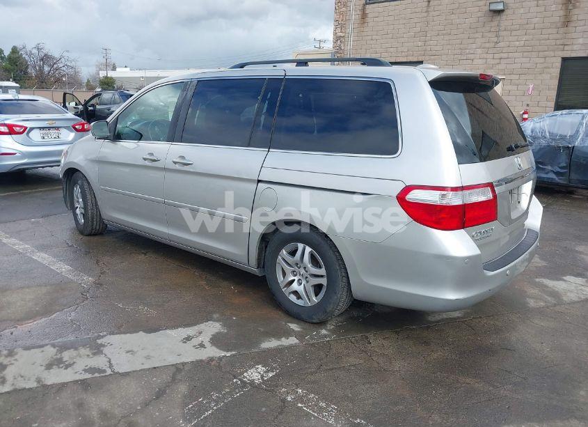 Photo 3 of 2006 Honda Odyssey TOURING (VIN 5FNRL38866B121684)