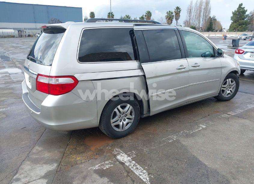 Photo 4 of 2006 Honda Odyssey TOURING (VIN 5FNRL38866B121684)