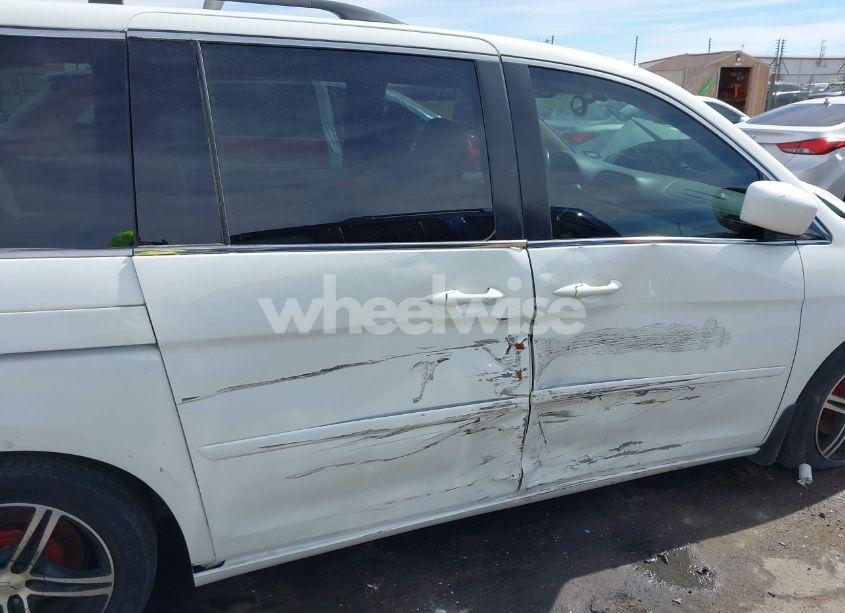 Photo 17 of 2007 Honda Odyssey TOURING (VIN 5FNRL38867B124098)