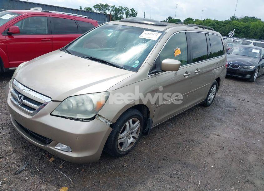 Photo 2 of 2006 Honda Odyssey TOURING (VIN 5FNRL38876B092616)