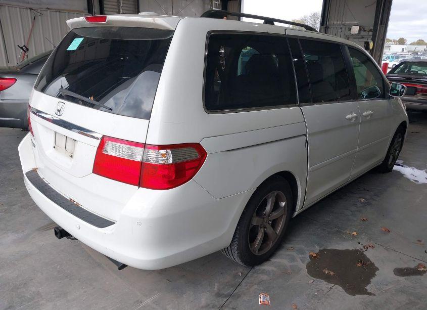 Photo 4 of 2006 Honda Odyssey TOURING (VIN 5FNRL38876B108362)