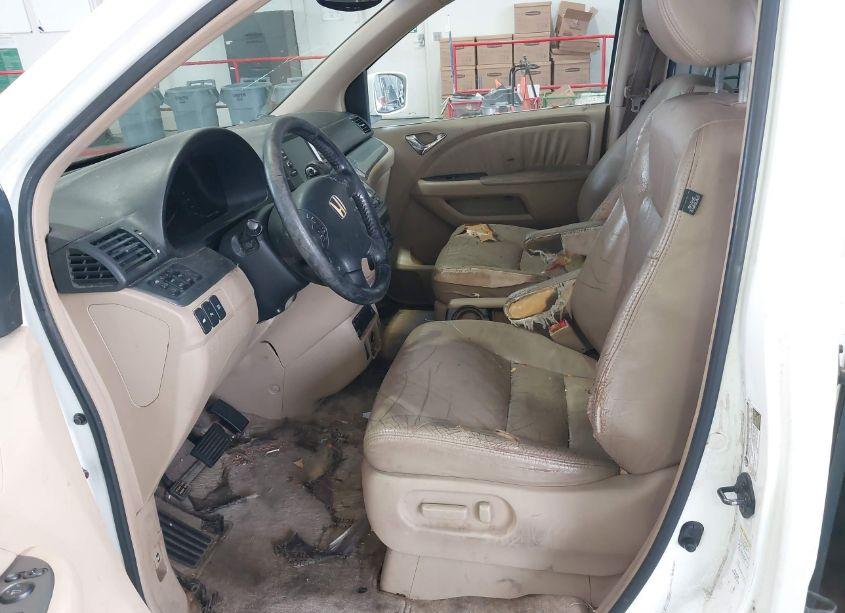 Photo 5 of 2006 Honda Odyssey TOURING (VIN 5FNRL38876B108362)