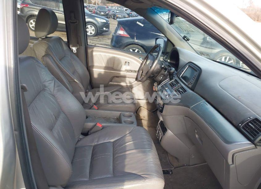 Photo 5 of 2009 Honda Odyssey TOURING (VIN 5FNRL38879B037829)