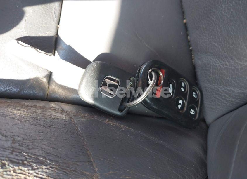 Photo 11 of 2005 Honda Odyssey TOURING (VIN 5FNRL38885B013002)