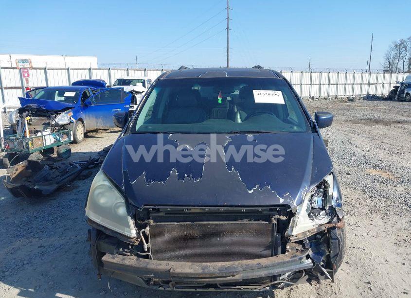 Photo 13 of 2005 Honda Odyssey TOURING (VIN 5FNRL38885B013002)