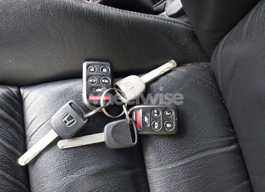 Photo 11 of 2005 Honda Odyssey TOURING (VIN 5FNRL38885B082028)