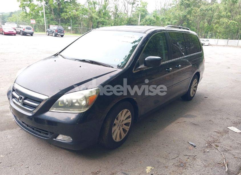 Photo 2 of 2005 Honda Odyssey TOURING (VIN 5FNRL38885B082028)