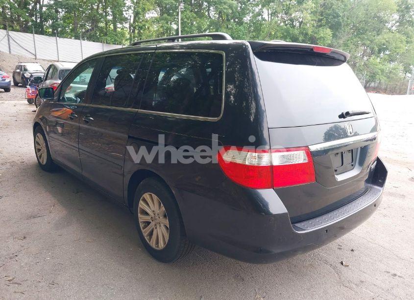 Photo 3 of 2005 Honda Odyssey TOURING (VIN 5FNRL38885B082028)