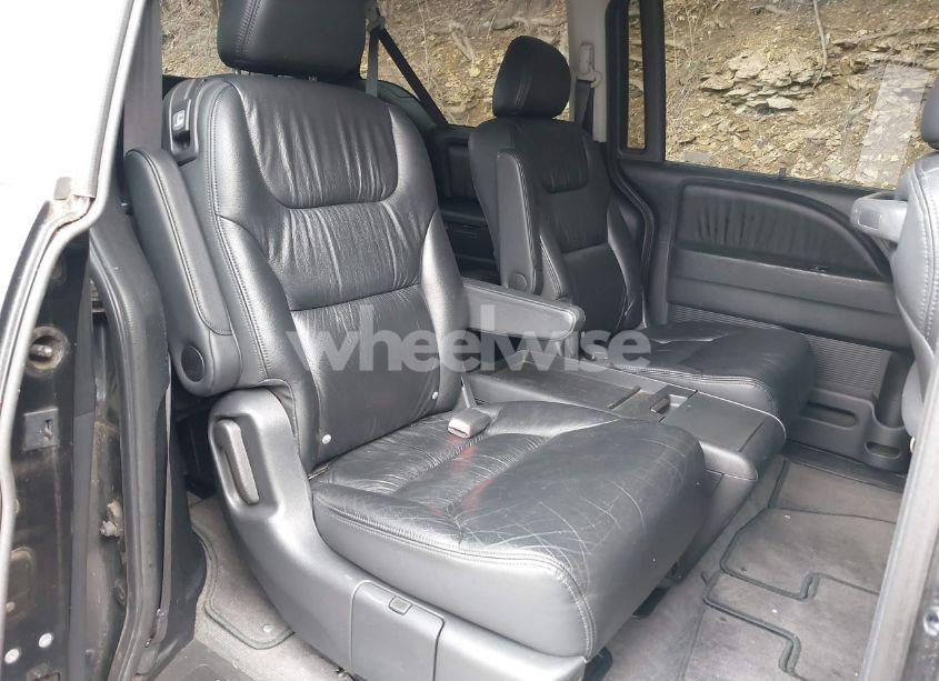 Photo 8 of 2005 Honda Odyssey TOURING (VIN 5FNRL38885B082028)