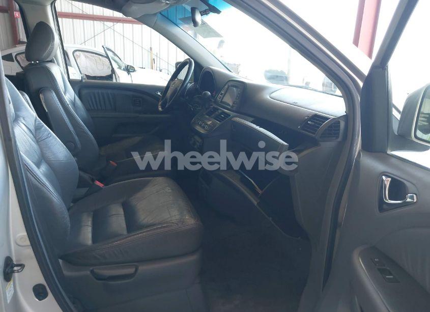 Photo 5 of 2005 Honda Odyssey TOURING (VIN 5FNRL38885B094776)