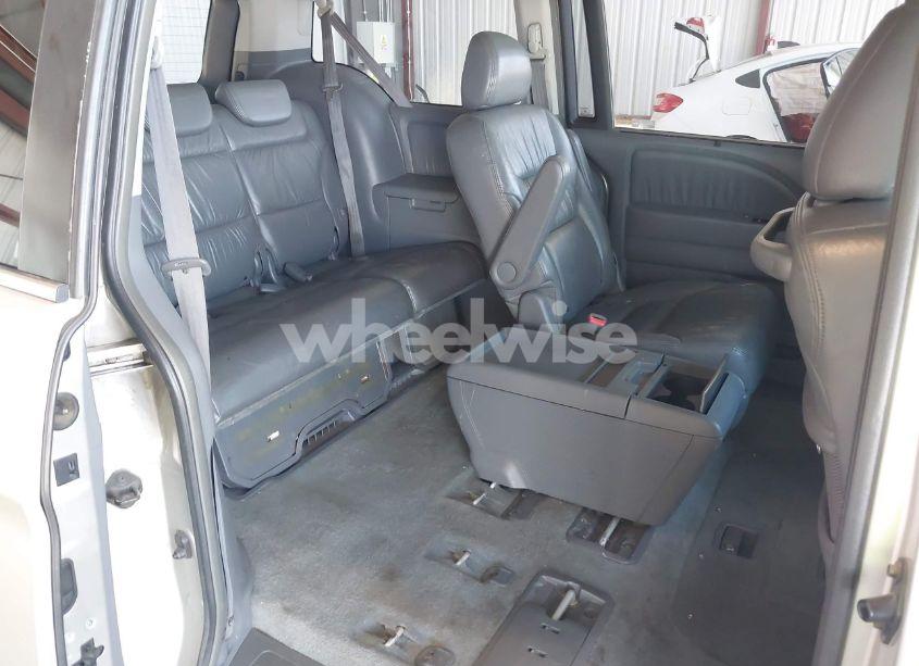 Photo 8 of 2005 Honda Odyssey TOURING (VIN 5FNRL38885B094776)