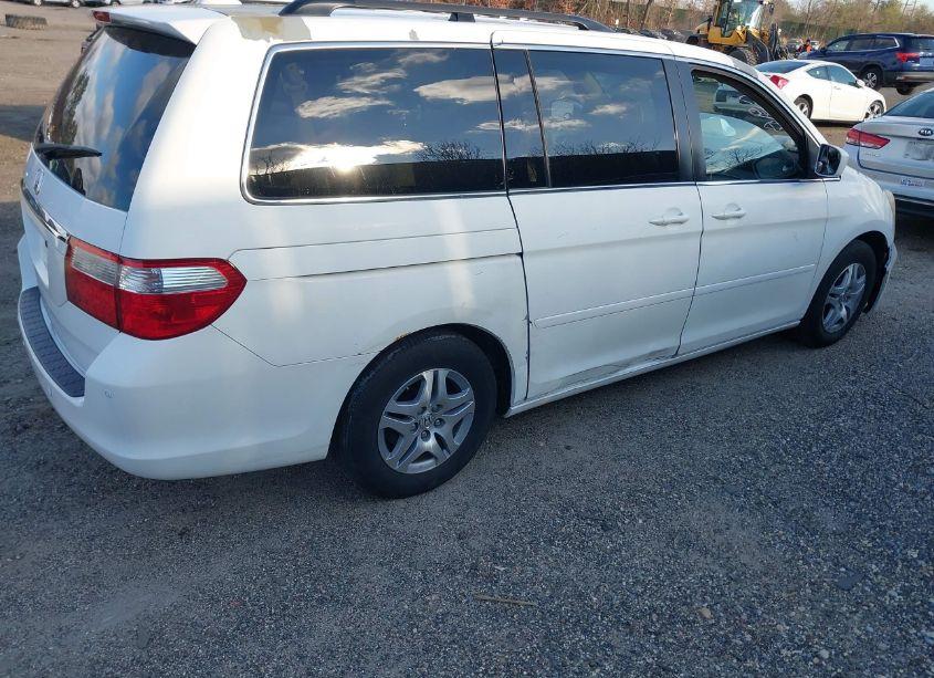Photo 4 of 2006 Honda Odyssey TOURING (VIN 5FNRL38886B021389)