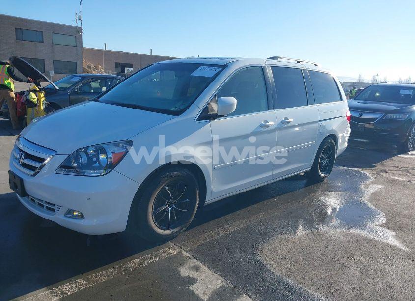 Photo 2 of 2006 Honda Odyssey TOURING (VIN 5FNRL38886B119645)