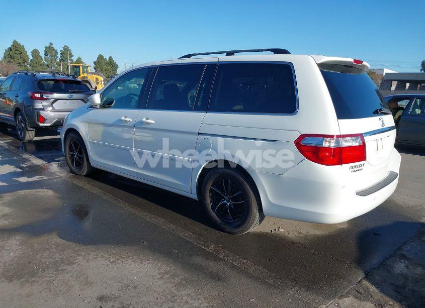 Photo 3 of 2006 Honda Odyssey TOURING (VIN 5FNRL38886B119645)