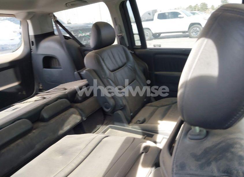 Photo 8 of 2005 Honda Odyssey TOURING (VIN 5FNRL38895B060605)