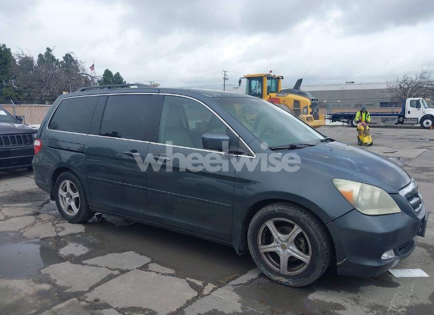 2005 Honda Odyssey TOURING (VIN 5FNRL38895B061480) main photo