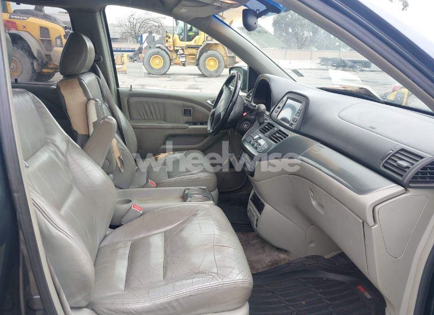 Photo 5 of 2005 Honda Odyssey TOURING (VIN 5FNRL38895B061480)