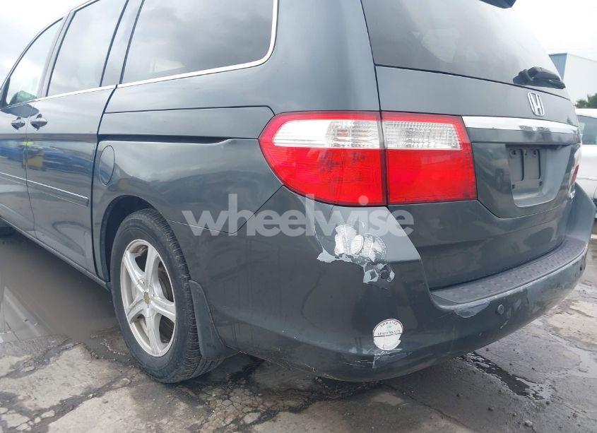 Photo 6 of 2005 Honda Odyssey TOURING (VIN 5FNRL38895B061480)