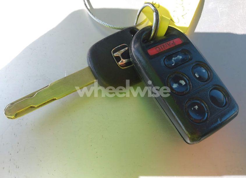 Photo 11 of 2005 Honda Odyssey TOURING (VIN 5FNRL38895B073936)