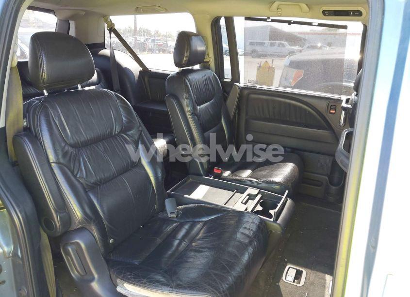 Photo 8 of 2005 Honda Odyssey TOURING (VIN 5FNRL38895B073936)