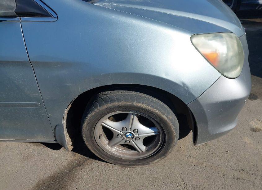 Photo 15 of 2005 Honda Odyssey TOURING (VIN 5FNRL38895B105154)