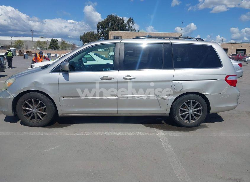 Photo 14 of 2006 Honda Odyssey TOURING (VIN 5FNRL38896B016556)