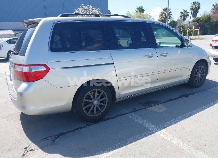 Photo 4 of 2006 Honda Odyssey TOURING (VIN 5FNRL38896B016556)