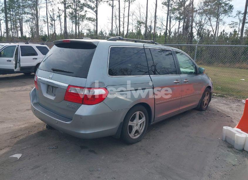 Photo 4 of 2005 Honda Odyssey TOURING (VIN 5FNRL388X5B102506)