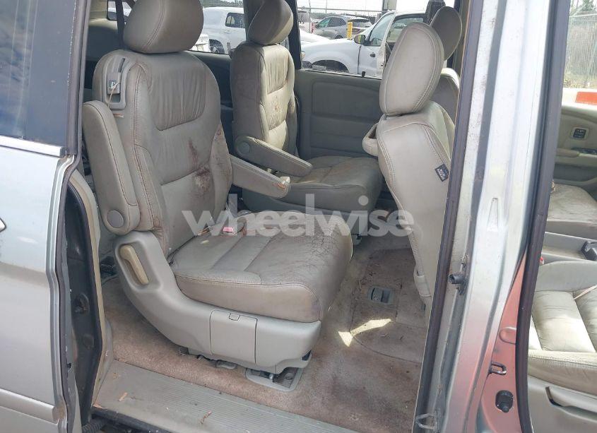 Photo 8 of 2005 Honda Odyssey TOURING (VIN 5FNRL388X5B102506)