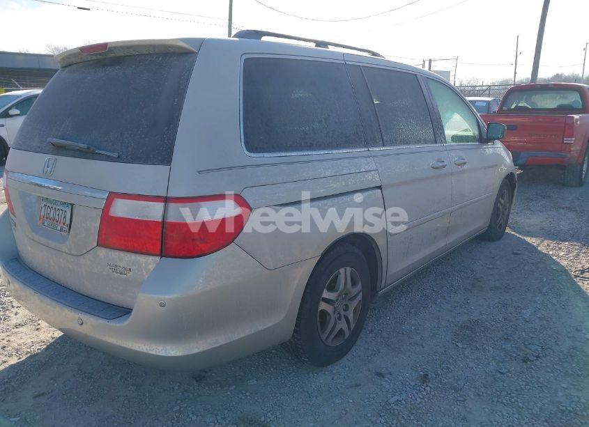 Photo 4 of 2006 Honda Odyssey TOURING (VIN 5FNRL388X6B118562)