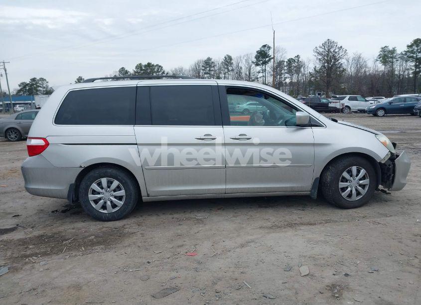 Photo 13 of 2007 Honda Odyssey TOURING (VIN 5FNRL388X7B112777)