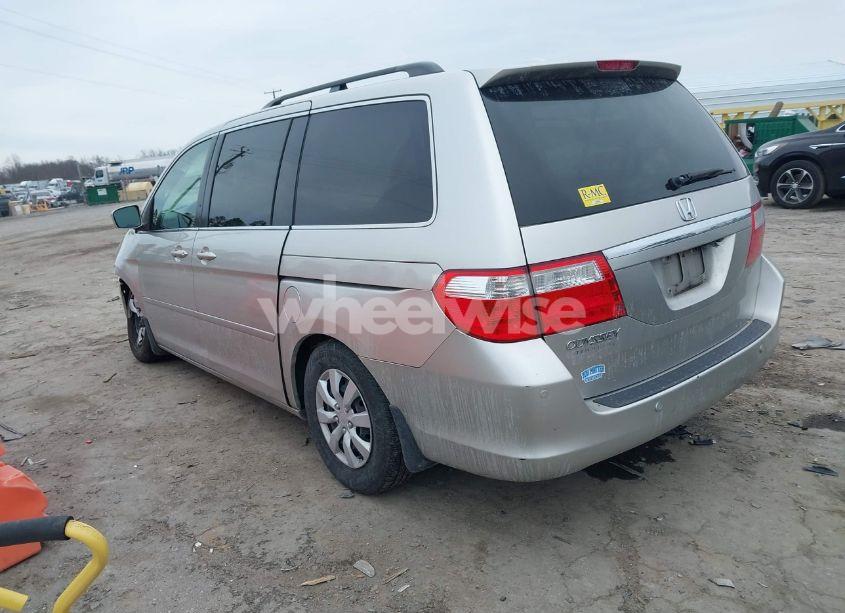 Photo 3 of 2007 Honda Odyssey TOURING (VIN 5FNRL388X7B112777)