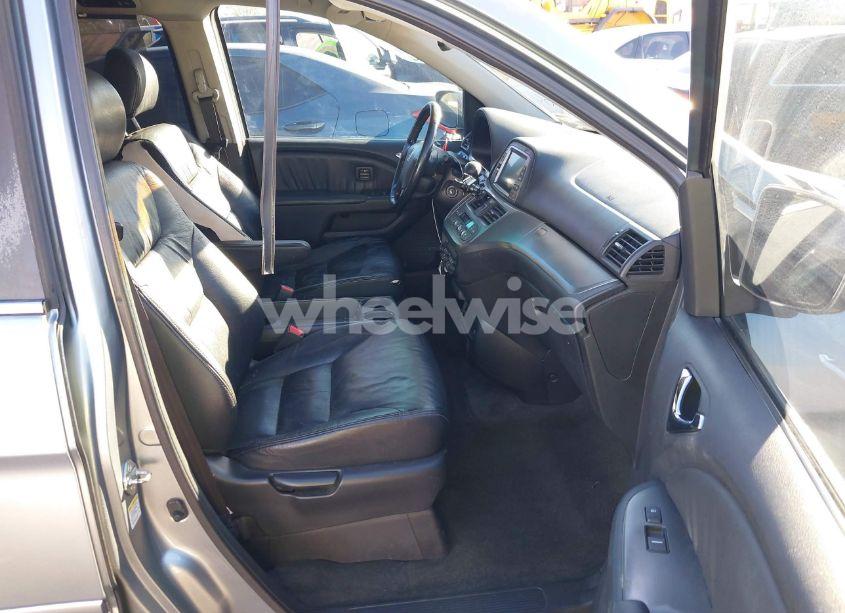 Photo 5 of 2007 Honda Odyssey TOURING (VIN 5FNRL388X7B113105)