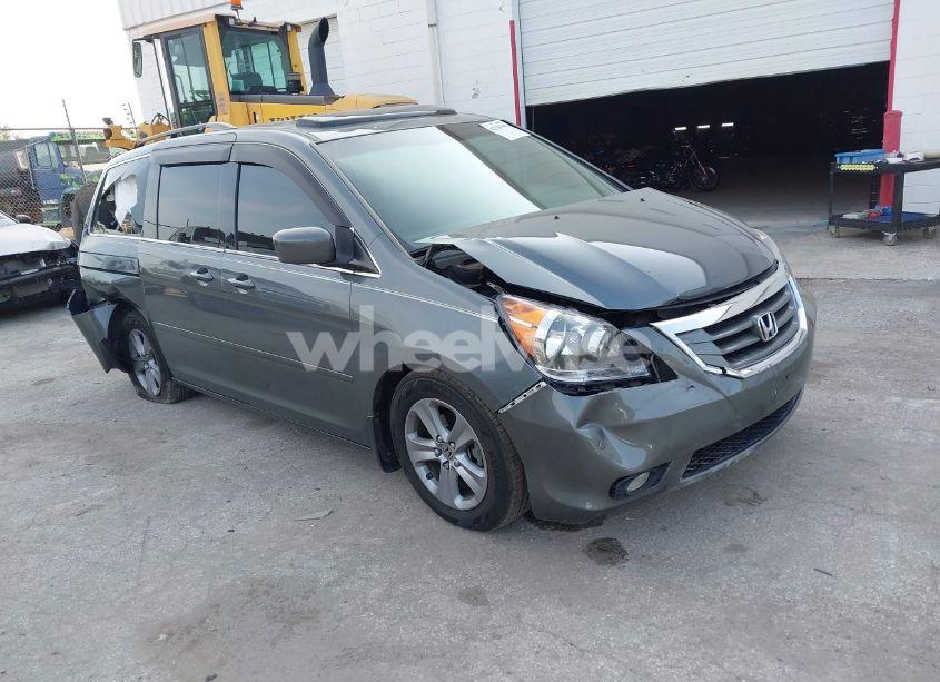 2008 Honda Odyssey TOURING (VIN 5FNRL38918B015865) main photo