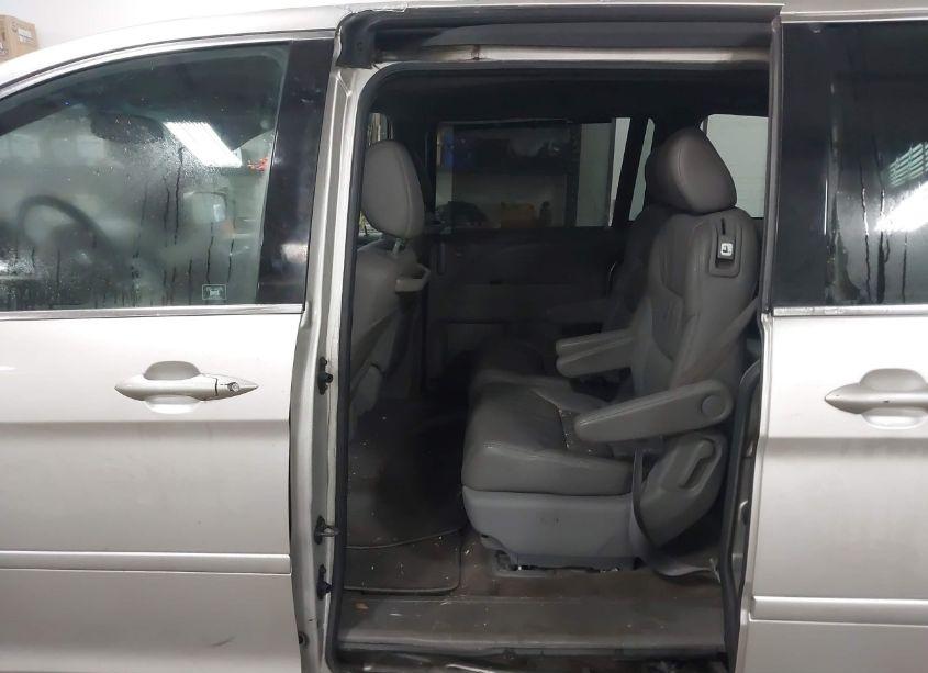 Photo 8 of 2009 Honda Odyssey TOURING (VIN 5FNRL38929B058970)