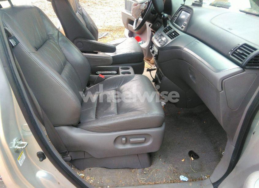 Photo 5 of 2009 Honda Odyssey TOURING (VIN 5FNRL389X9B049174)