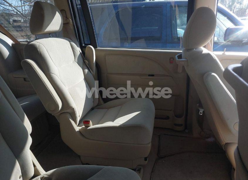 Photo 8 of 2010 Honda Odyssey LX (VIN 5FNRL3H23AB044812)